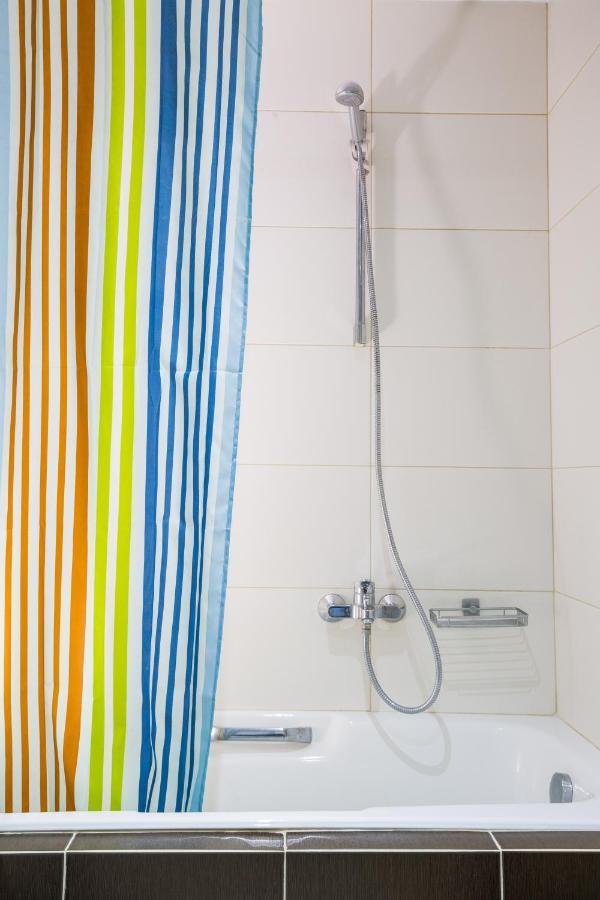 Lovely New Βuild Flat Near Metro - Free Parking Aten Exteriör bild