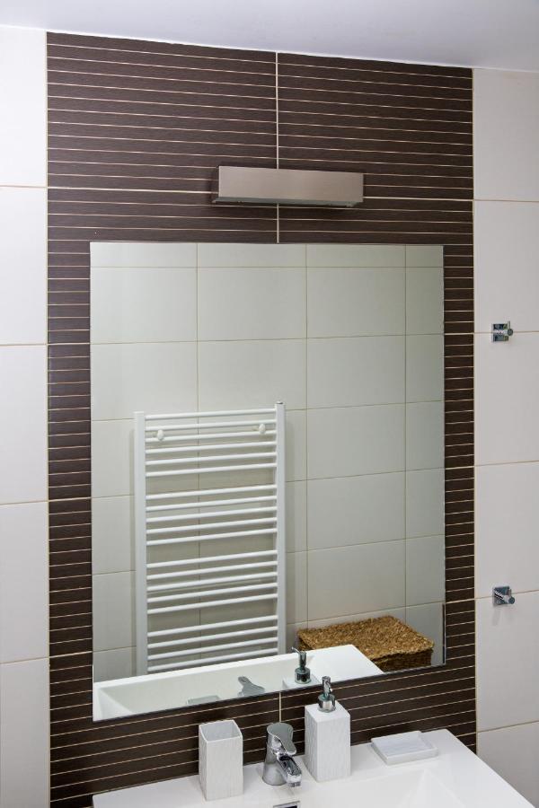 Lovely New Βuild Flat Near Metro - Free Parking Aten Exteriör bild